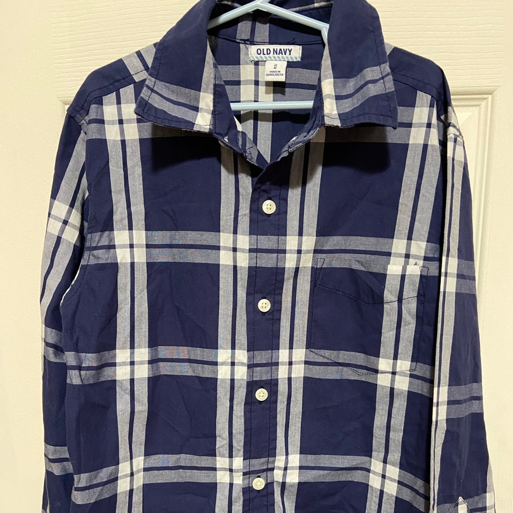 Old navy dress shirt boys  size medium new no tags